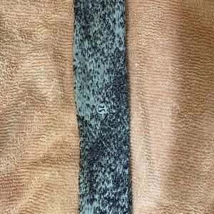 grey and black lulu headband